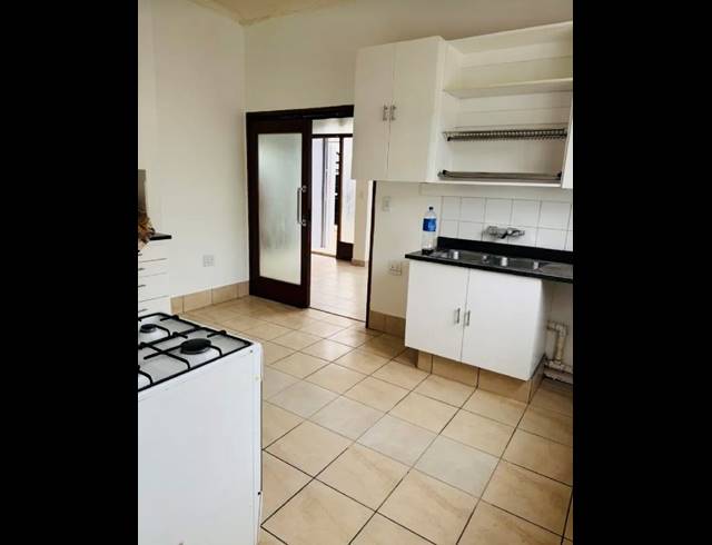 3 BEDROOM PROPERTY TO RENT IN KENSINGTON